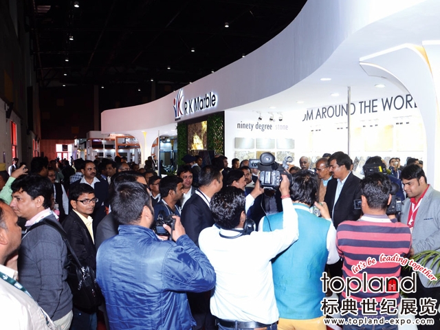 兩年一屆的印度齋普爾國際石材展覽會INDIA STONEMART是印度石材行業知名專業展會，其主辦方為CDOS(印度石材發展中心)和FICCI(印度工商聯和會)，將于2022年11月10-13日在印度齋普爾展覽中心舉辦。